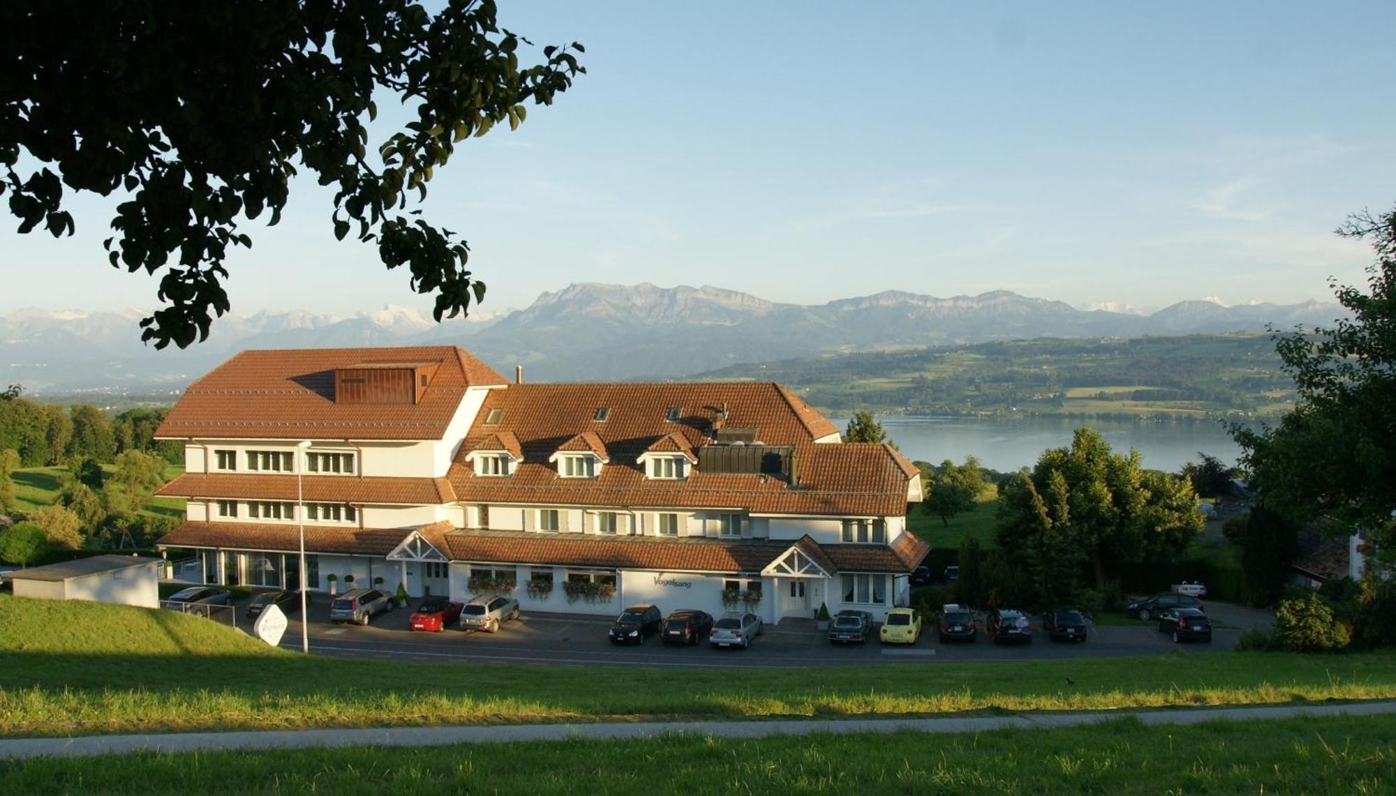 Hotel Restaurant Vogelsang Eich Bagian luar foto